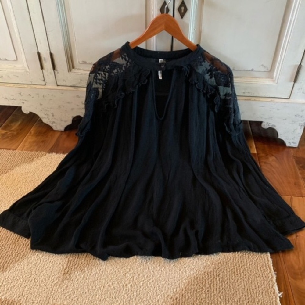 Bohemian Lace Long Sleeve Top